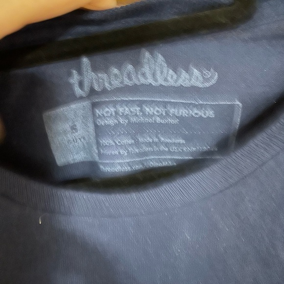 THREADLESS- cute sloth t shirt - Picture 2 of 2